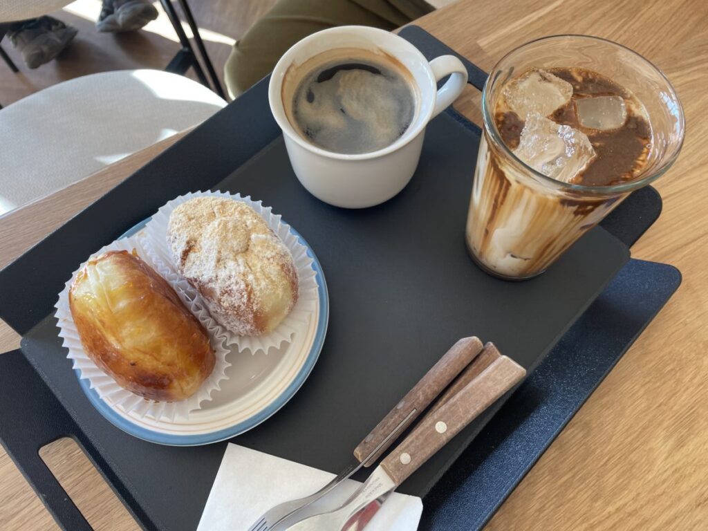 남양주 커피맛집 호평 롬브에서 마시는 커피와 도넛
