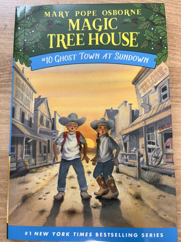 Magic Tree House 10권은 서부시대에서의 모험이 펼쳐진다
